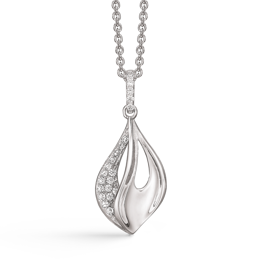 Sølv halskæde rhodineret dråbe blank på den ene side og med syntetiske cubic zirconia på den anden side. Kæden er rhodineret sølv i længde 42-45 cm.