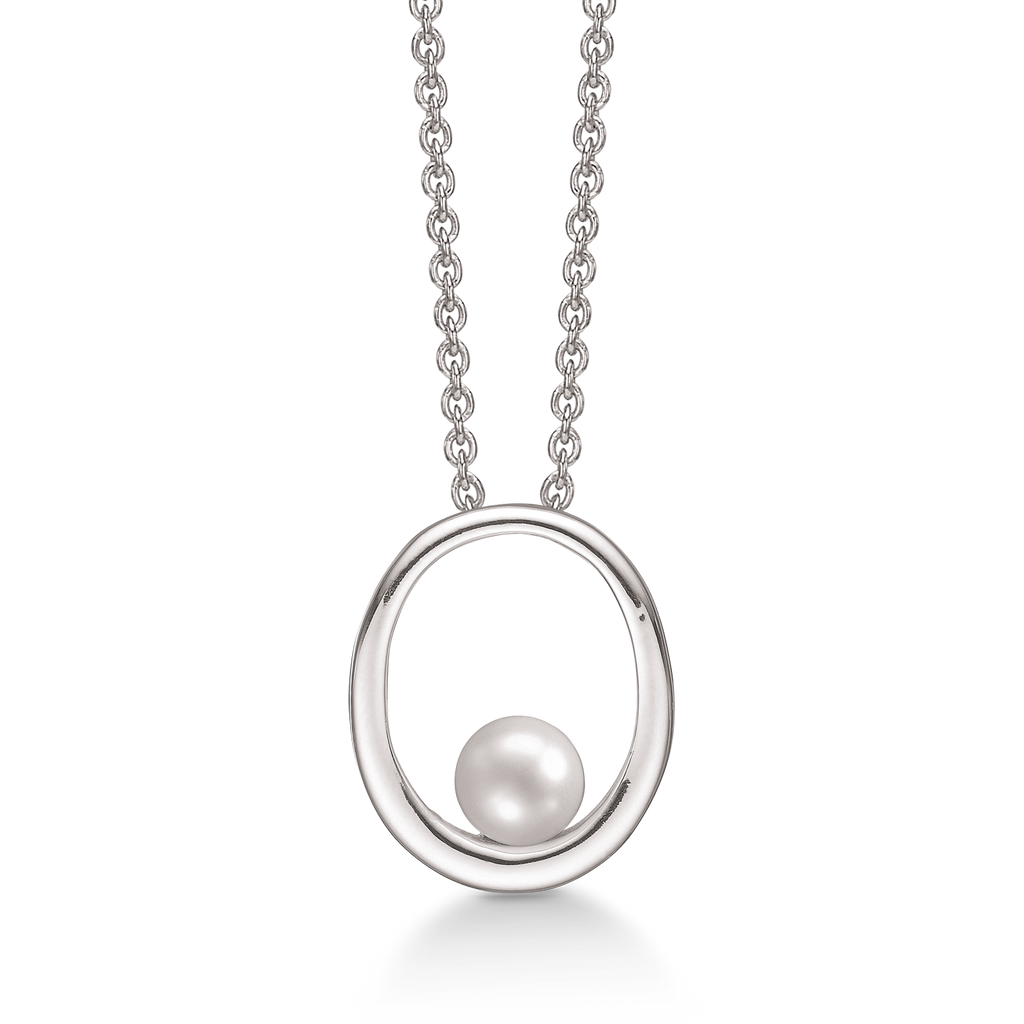 Sølv halskæde rhodineret perle i oval ring   Kæden er rhodineret sølv i længde 42-45 cm.