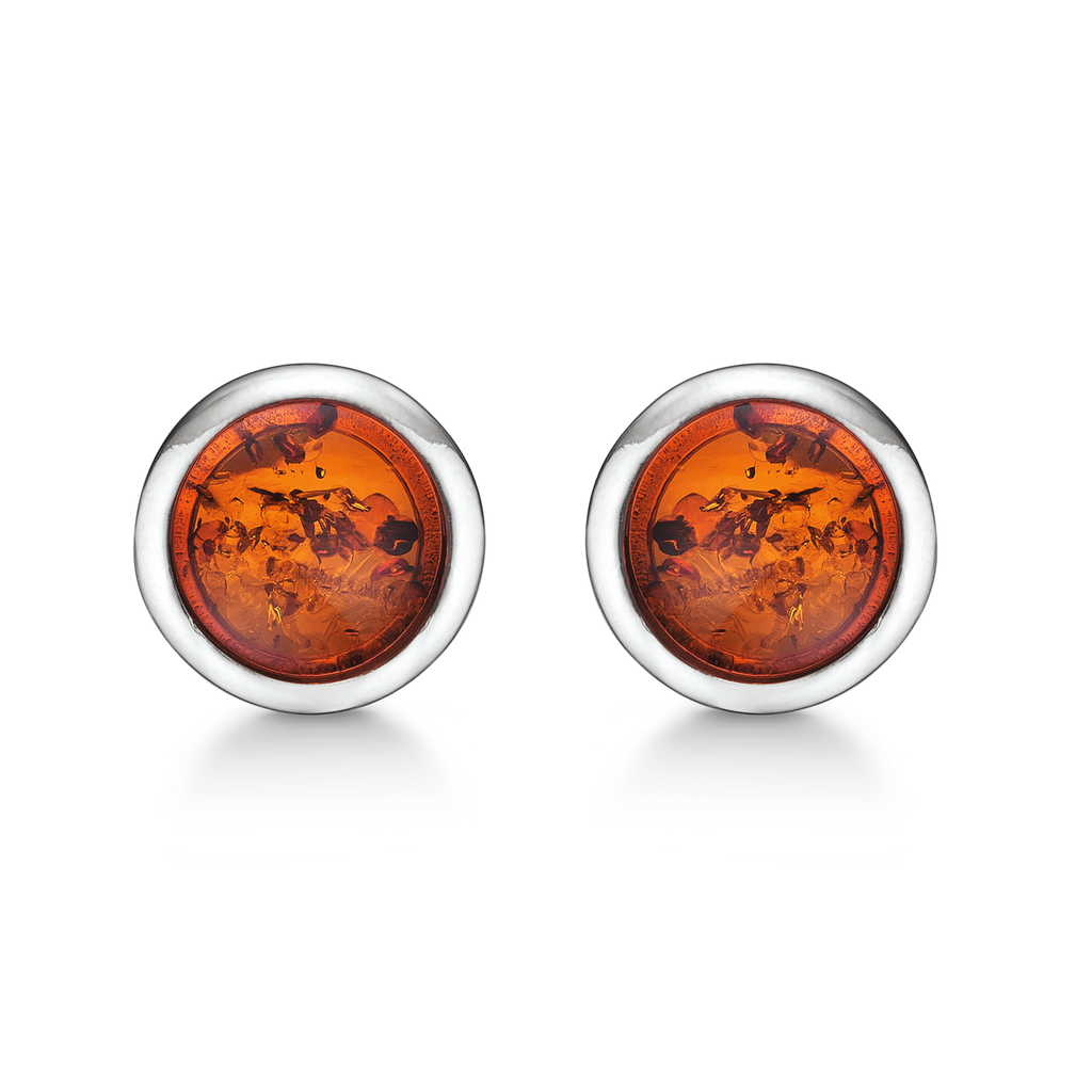 Sølv ørestikker rhodineret cirkel med rav.  Mål: 10 mm i diameter.